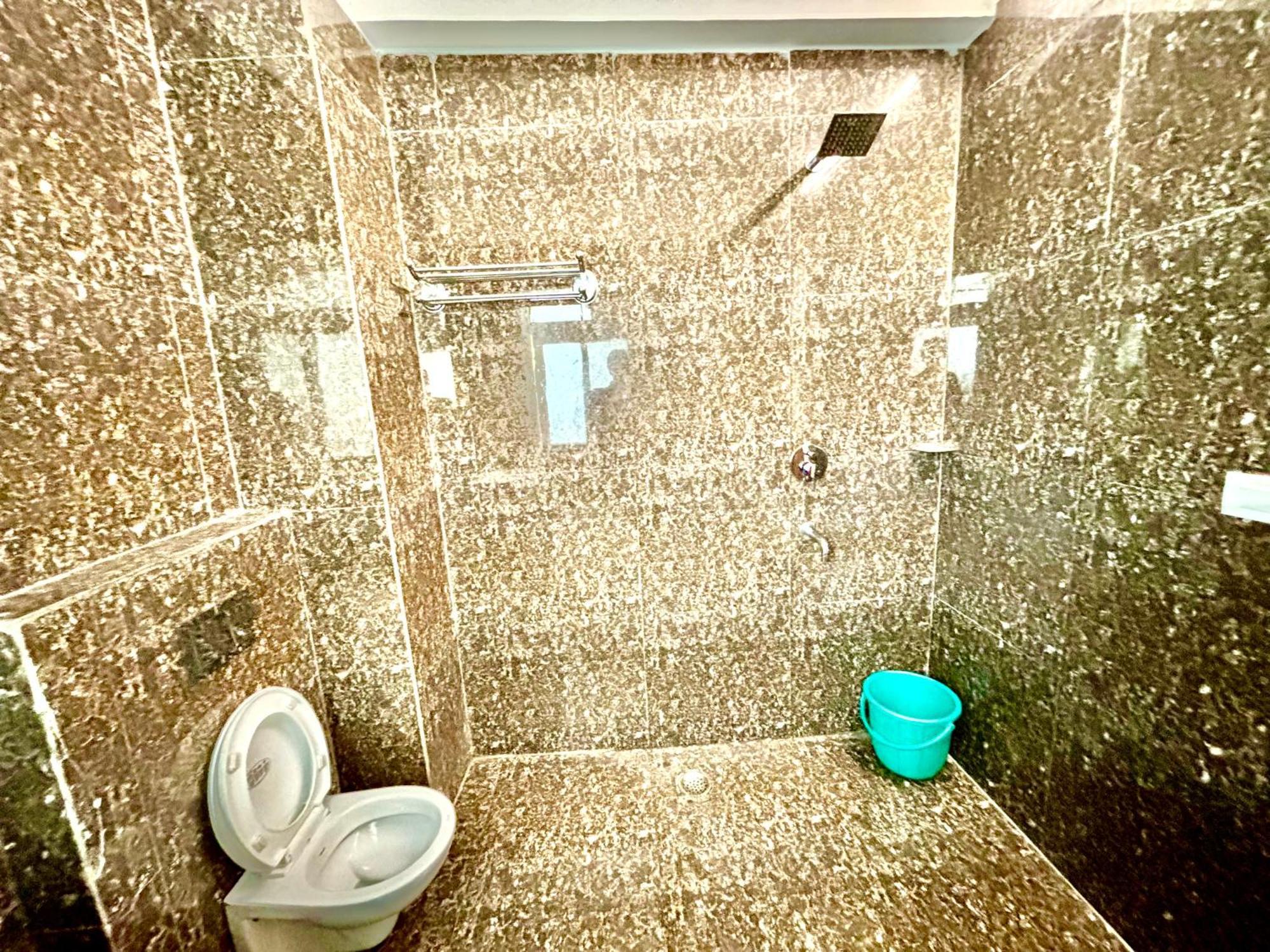 Hotel Pushpanjali New Delhi Exterior photo